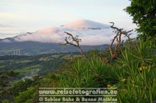 Costa Rica | Provinz Guanacaste | Liberia | Buena Vista Lodge | Sunset-Bar |