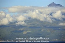 Portugal | Autonome Region Azoren | São Jorge | Velas | Blick auf Pico |