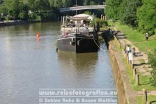 Neckartal-Radweg | Deutschland | Baden-Württemberg | Neckar in Bad Cannstatt |