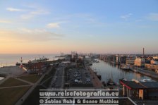 Deutschland | Freie Hansestadt Bremen | Bremenhaven | Blick aus dem 8. Stock des Atlantic Hotel Sail City |