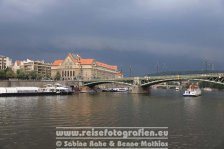 Tschechische Republik | Region Prag | Prag | Altstadt | Tschechische Brücke von der Moldau aus gesehen |